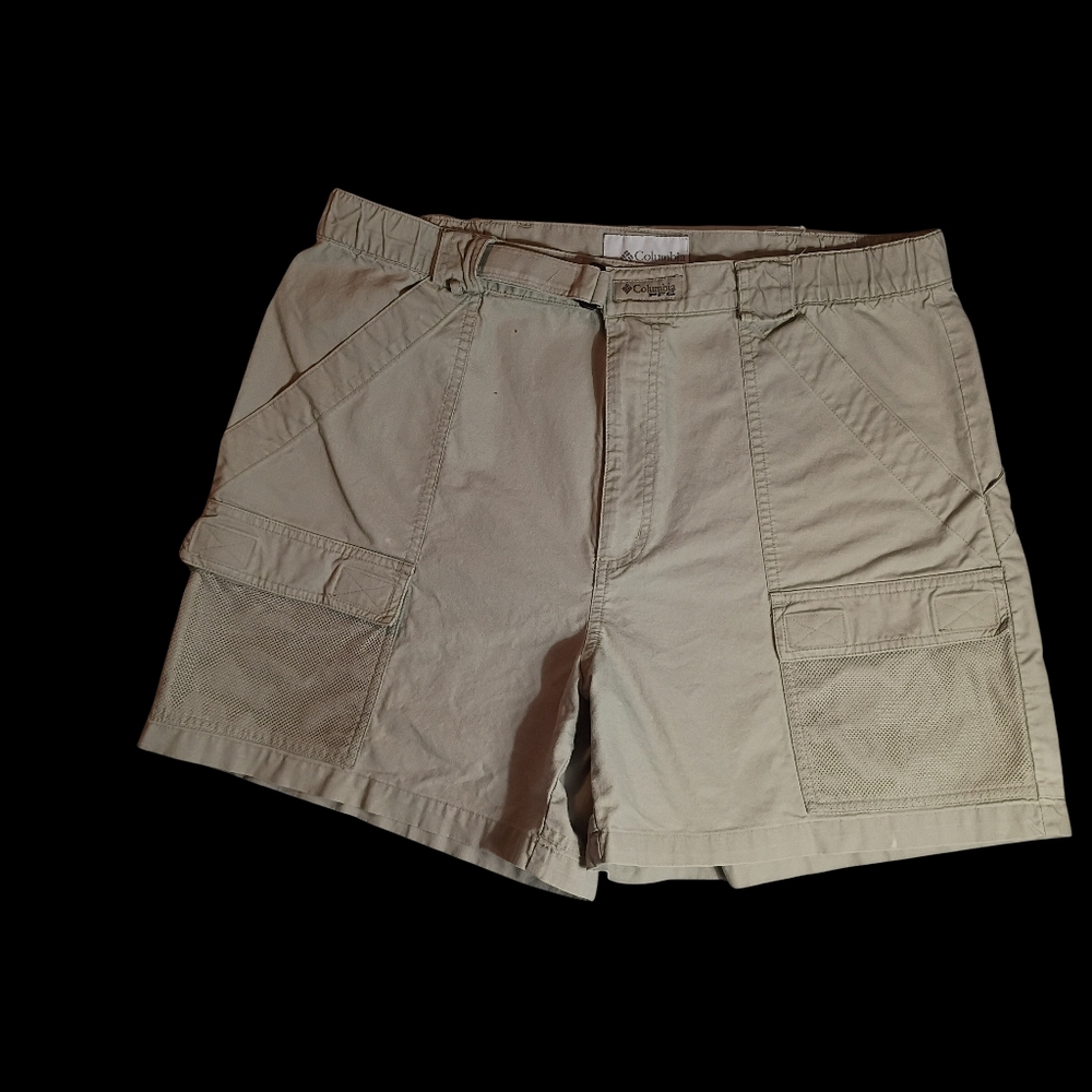 Men’s Columbia Cargo Shorts – Size Large outdoors utility lightweight cargo y2k